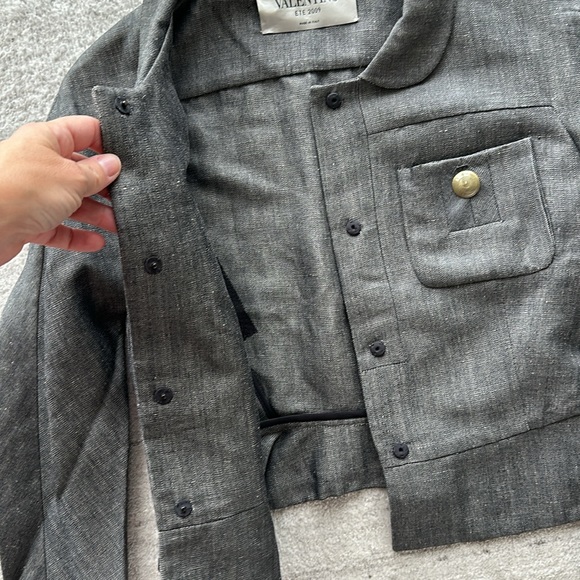Valentino short jacket - extremely stylish size small - Picture 6 of 11